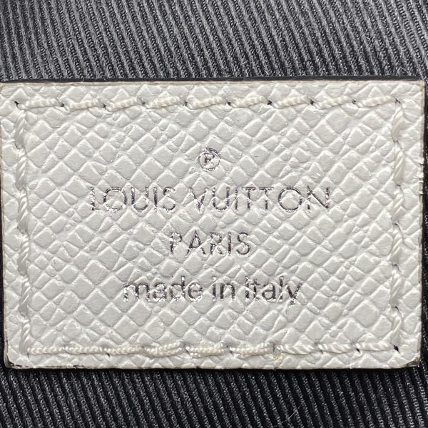 1000063592046 23 Louis Vuitton Bum Bag Monogram Eclipse Taigarama White