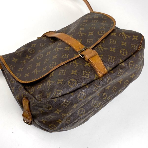 1000064121818 12 Louis Vuitton Saumur 35 Crossbody Bag Monogram Brown