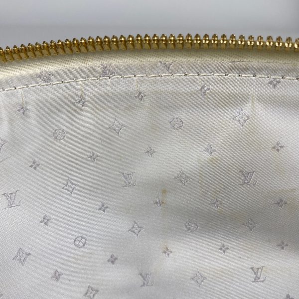 1000064345030 16 Louis Vuitton Lockit PM Handbag Suhari White