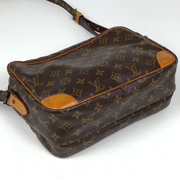 1000064890967 12 Louis Vuitton Nile Monogram Crossbody Shoulder Bag Brown