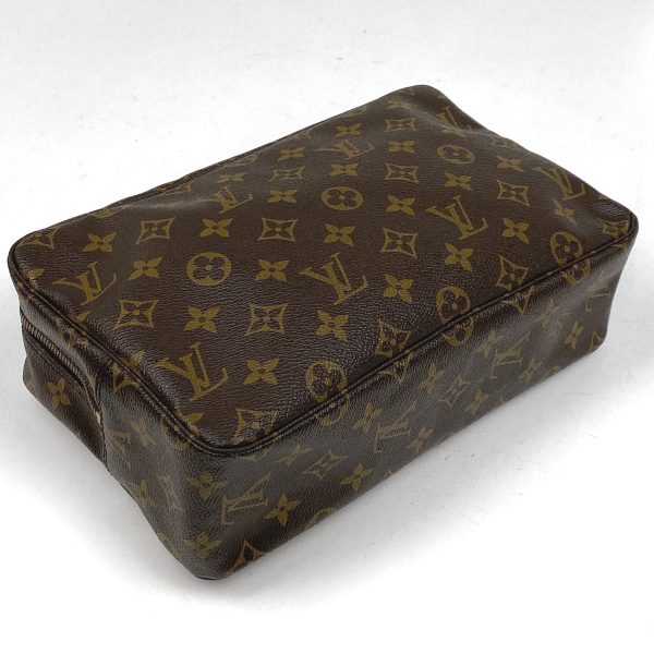 1000065462712 12 Louis Vuitton Truth Toilette 28 Monogram Cosmetic Pouch Brown