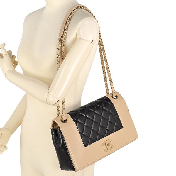 1000065522720 15 Chanel Coco Mark Chain Shoulder Bag Matelasse W Chain Bicolor Leather Beige