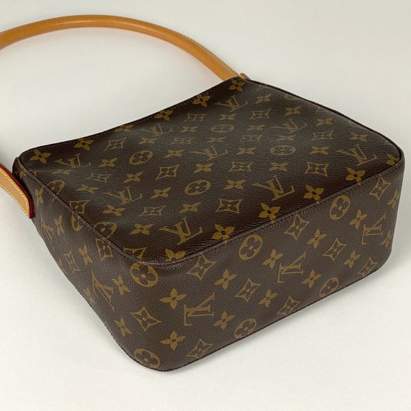 1000065548096 12 Louis Vuitton Looping MM Shoulder Bag Monogram Brown