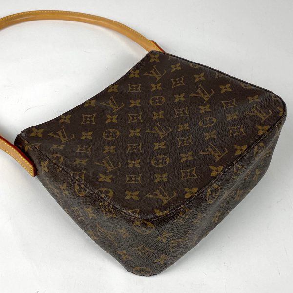 1000065570752 12 Louis Vuitton Looping MM One Shoulder Bag Monogram Brown