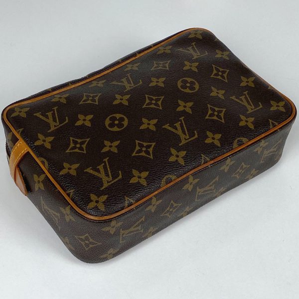 1000065571704 12 Louis Vuitton Compiègne 23 Clutch Bag Monogram Brown