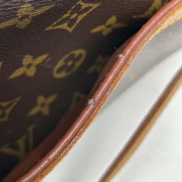 1000065771029 14 Louis Vuitton Blois Crossbody Shoulder Bag Monogram Brown