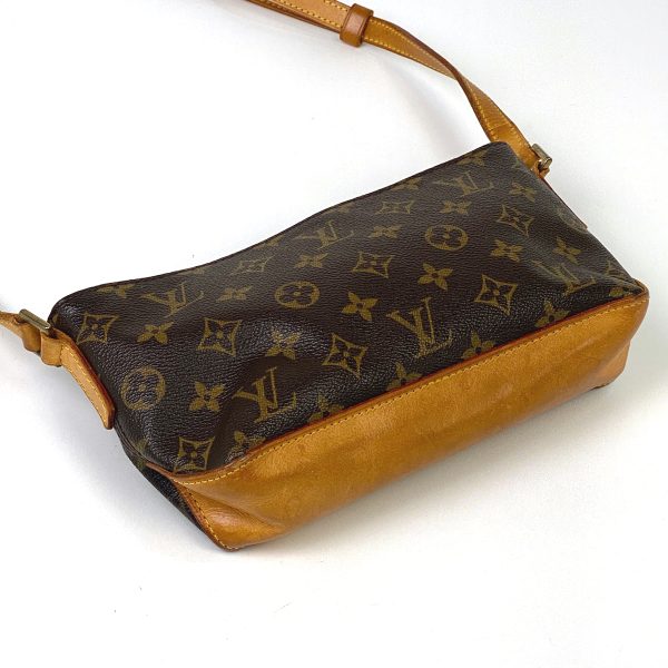 1000066179329 12 Louis Vuitton Trotter Crossbody Pochette Monogram Brown