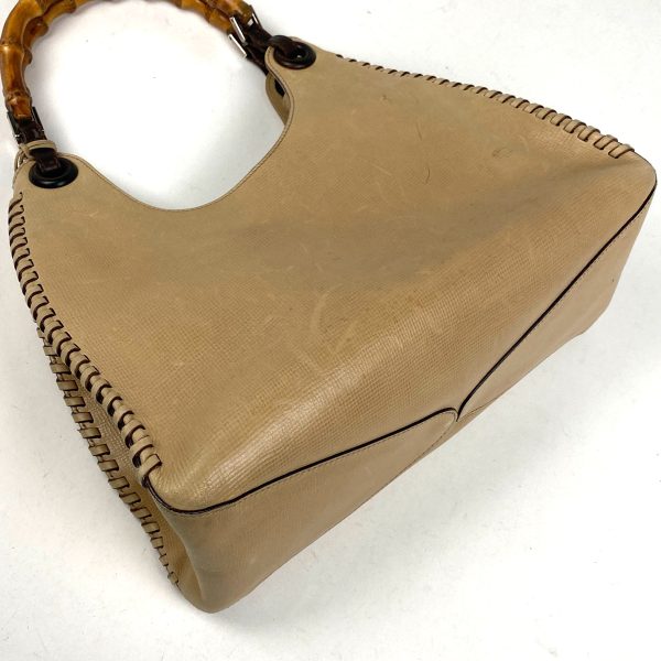 1000066266043 12 Gucci Bamboo Handbag Shoulder Bag Leather Beige