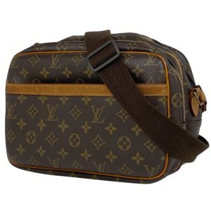 1000066714186 11 Gucci GG Supreme Messenger Bag