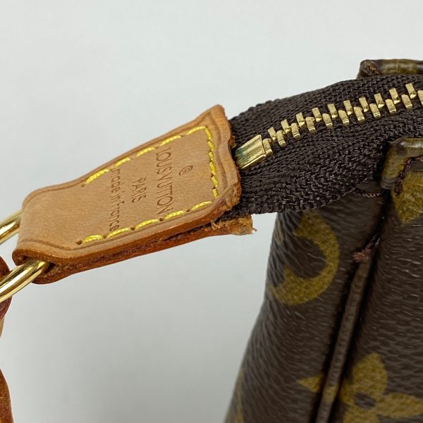 1000066845699 14 Louis Vuitton Pochette Accessories Monogram Brown