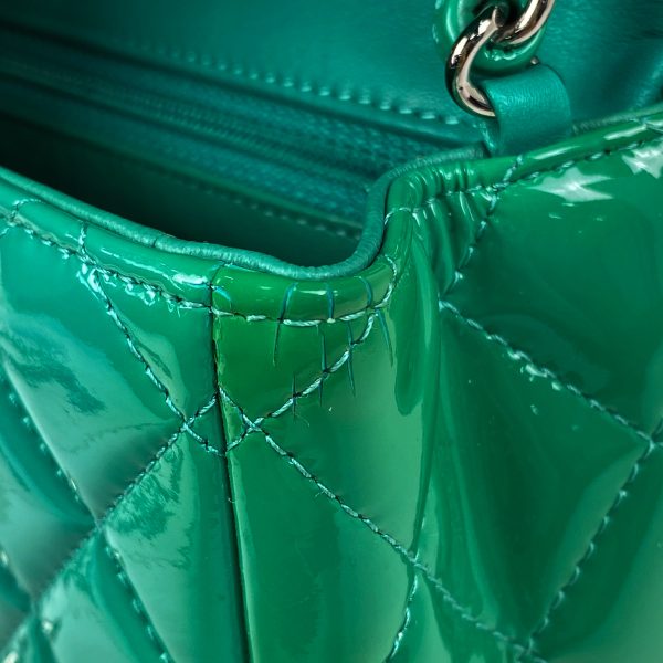 1000066846047 18 Chanel Mini Matelasse Single Flap Chain Shoulder Bag Coco Mark Enamel Patent Leather Green