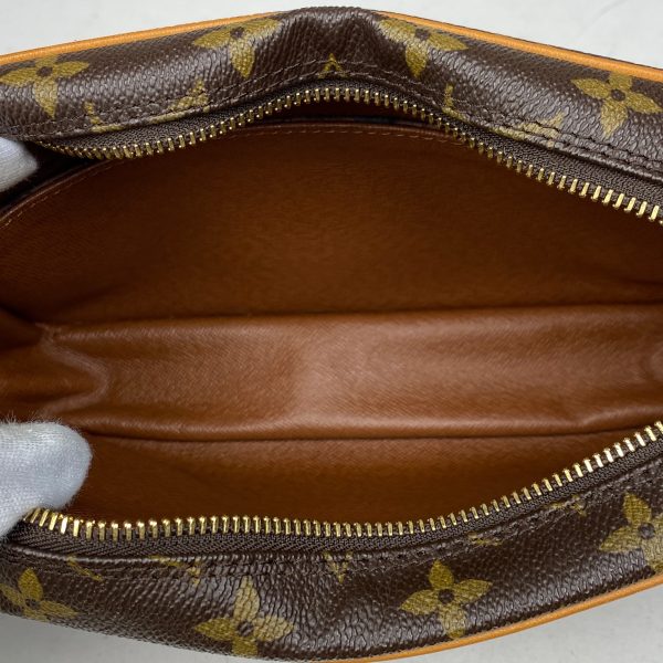 1000066980598 17 Louis Vuitton Compiègne 23 Monogram Clutch Bag Brown