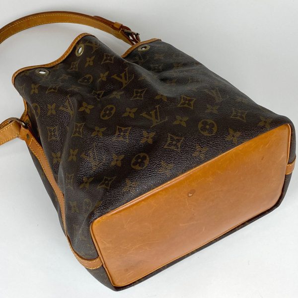 1000067075620 12 Louis Vuitton Petit Noe One Shoulder Bag Monogram Brown