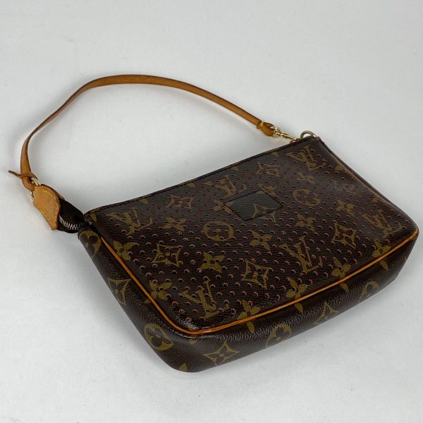 1000067631949 12 Louis Vuitton Accessoire Makeup Pouch Monogram Orange