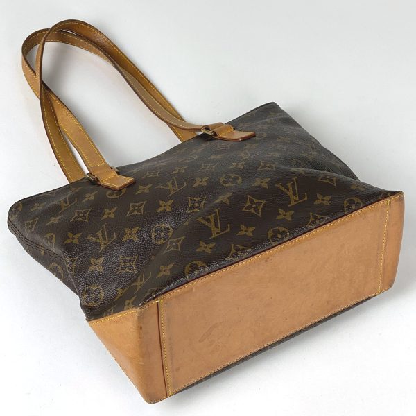 1000067792848 12 Louis Vuitton Hippo Piano Shoulder Bag Monogram Brown