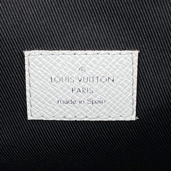 1000068409523 24 Louis Vuitton Vienna Quend Tote White