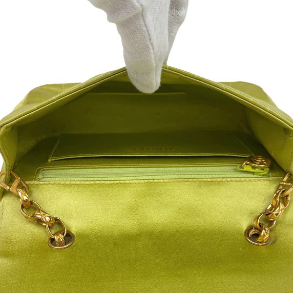 1000068428913 23 Chanel Cocomark Chain Shoulder Bag Matelasse Satin Green