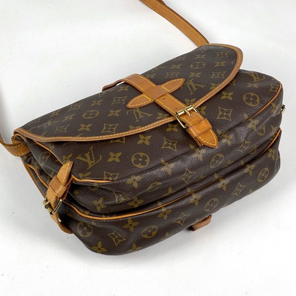 1000068849381 12 Louis Vuitton Saumur 30 Monogram Crossbody Bag Brown