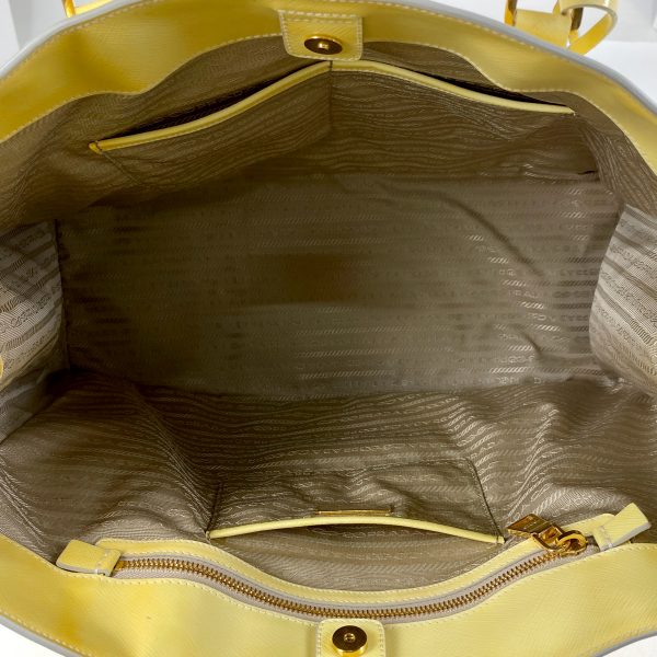 1000069129888 17 Prada Logo Plate Tote Bag Leather Yellow