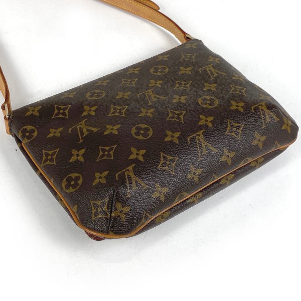 1000069130761 12 Louis Vuitton Musette Tango Short Shoulder Bag Monogram Brown