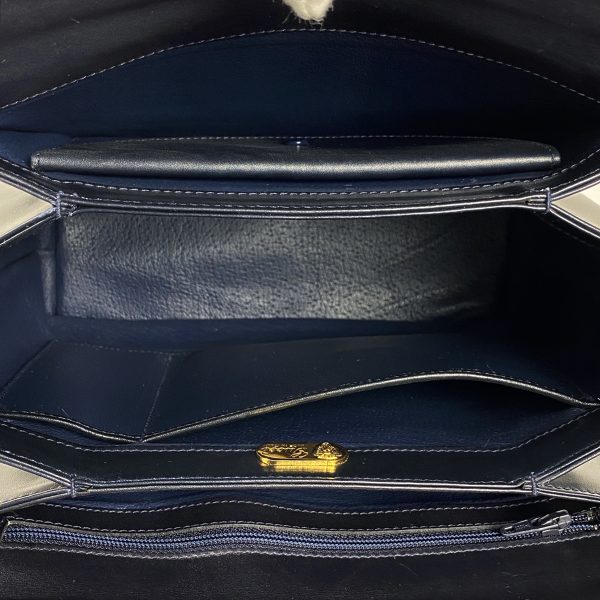 1000069239075 16 Gucci Turnlock Handbag Old Gucci Leather Navy