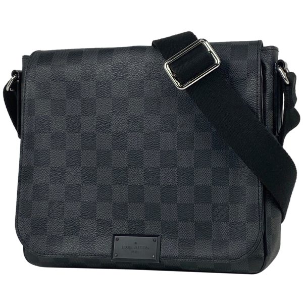 1000069535467 11 Louis Vuitton District PM Messenger Bag Damier Graphite Black