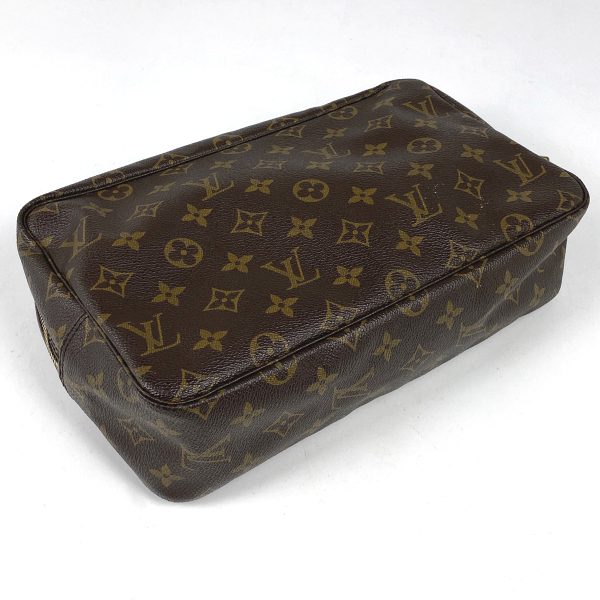 1000069654908 12 Louis Vuitton Truth Toilette 28 Monogram Cosmetic Pouch Brown