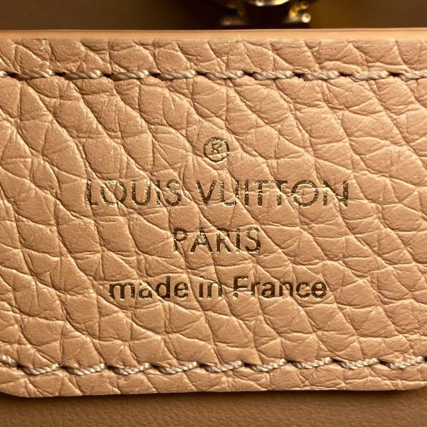 1000069673374 25 Louis Vuitton Capucines BB 2WAY Shoulder Bag Beige