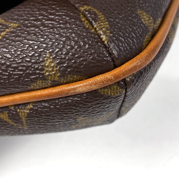 1000069762405 13 Louis Vuitton Musette Tango Shoulder Bag Monogram Brown