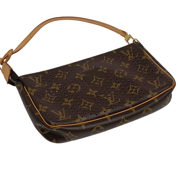 1000070115634 12 Louis Vuitton Pochette Accessoire Monogram Cosmetic Pouch Fuchsia