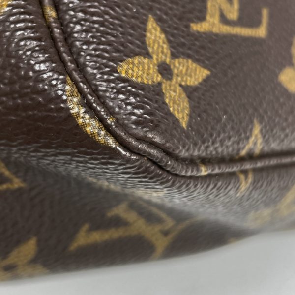 1000070122519 13 Louis Vuitton Truth Toilette 23 Cosmetics Monogram Brown