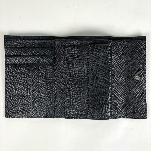 1000070122618 16 Prada Logo Plate Nylon Trifold Wallet Black