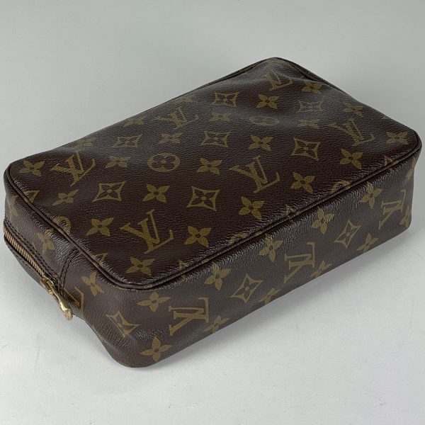 1000070127088 12 Louis Vuitton Truth Toilette 23 Cosmetic Pouch Monogram Brown