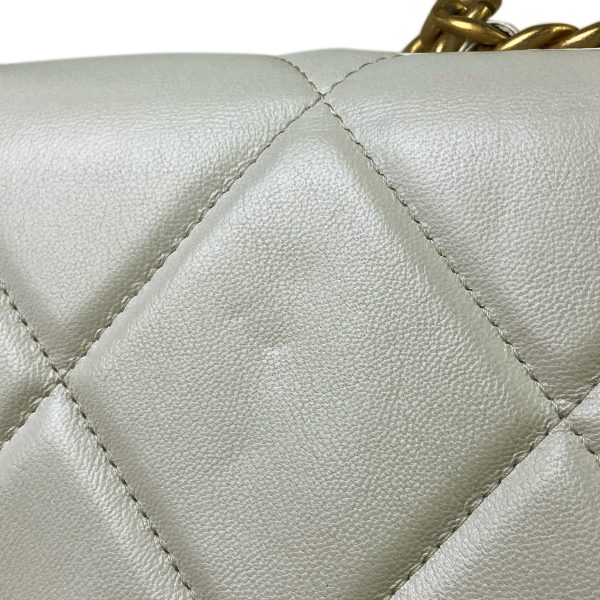 1000070970660 19 Chanel Chanel 19 Chain Wallet Coco Mark Shoulder Bag Leather White