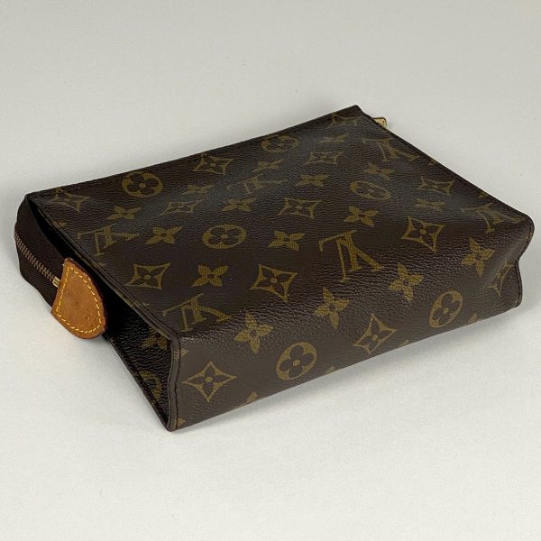 1000071842966 12 Louis Vuitton Posh Toilette Accessory Case Monogram Brown