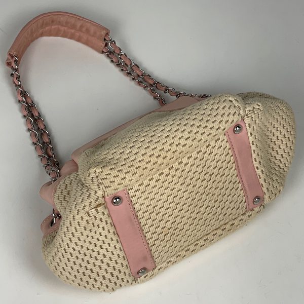 1000072014874 12 Chanel Logo Chain Shoulder Bag Natural Fabric Pink