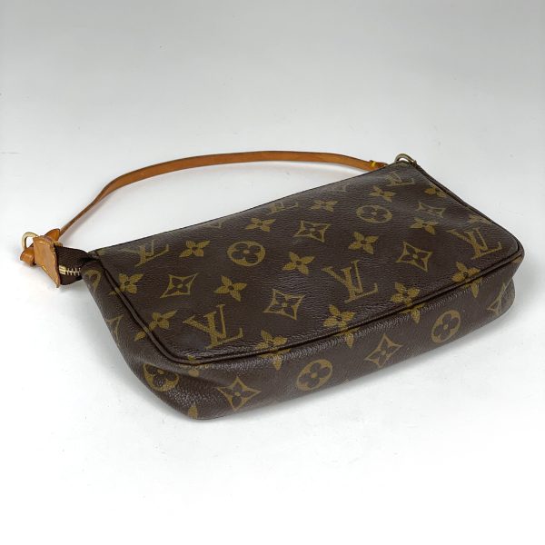 1000072372493 12 Louis Vuitton Pochette Accessories Brown