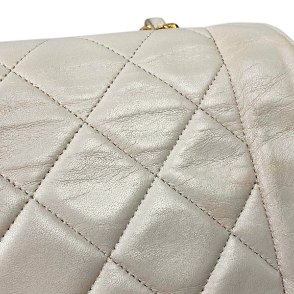 1000072515616 15 Chanel Diana Matelasse Single Flap Chain Coco Mark Shoulder Bag Leather White