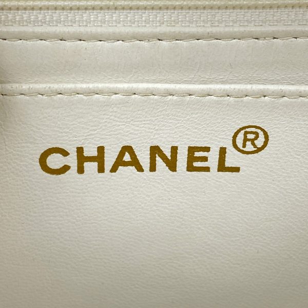 1000073761883 23 Chanel Mini Matelasse Flap Bag Leather White