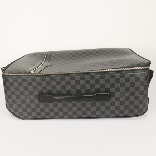 10001688 5 Louis Vuitton Vegas Graphite Carry Bag