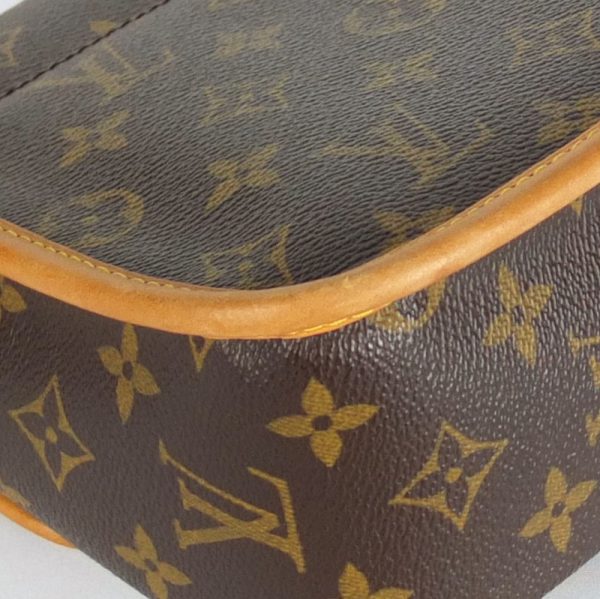 10003033 6 Louis Vuitton Sologne Monogram Shoulder Bag Brown