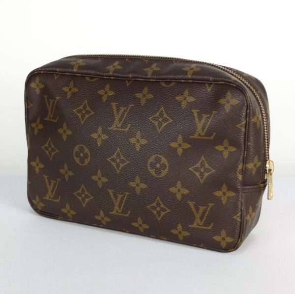 10003306 2 Louis Vuitton Truth Toilette Pouch Monogram Brown