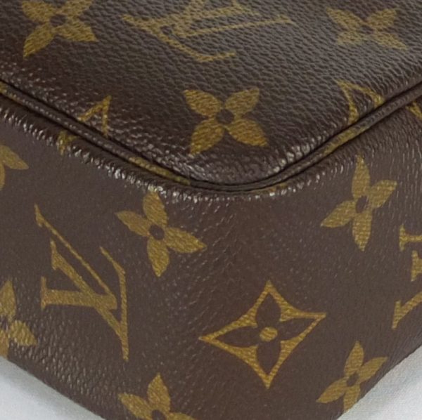 10003306 4 Louis Vuitton Truth Toilette Pouch Monogram Brown