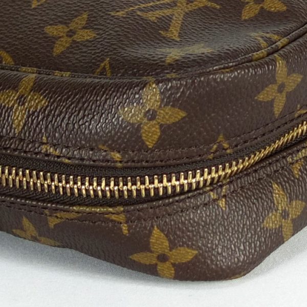 10003306 5 Louis Vuitton Truth Toilette Pouch Monogram Brown