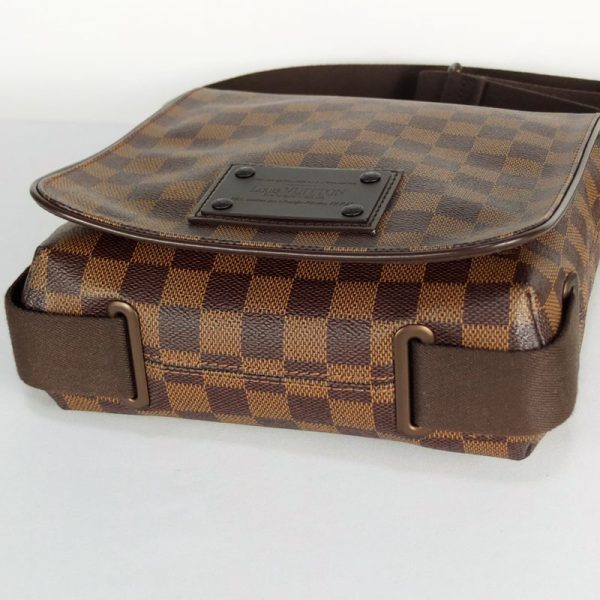 10003383 3 Louis Vuitton Brooklyn Damier Ebene Shoulder Bag Brown