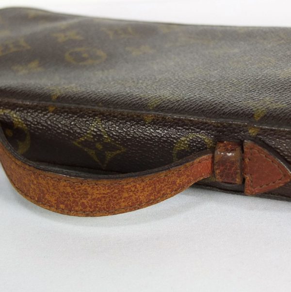 10003407 4 Louis Vuitton Posh Escapade Monogram Travel Case Brown