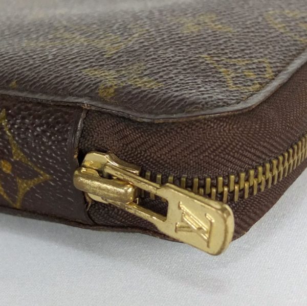 10003407 5 Louis Vuitton Posh Escapade Monogram Travel Case Brown