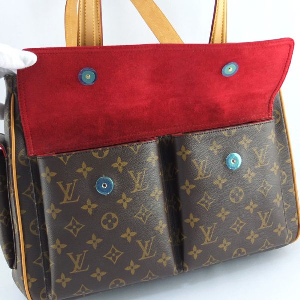 10004599 7 Louis Vuitton Multipuri City Monogram