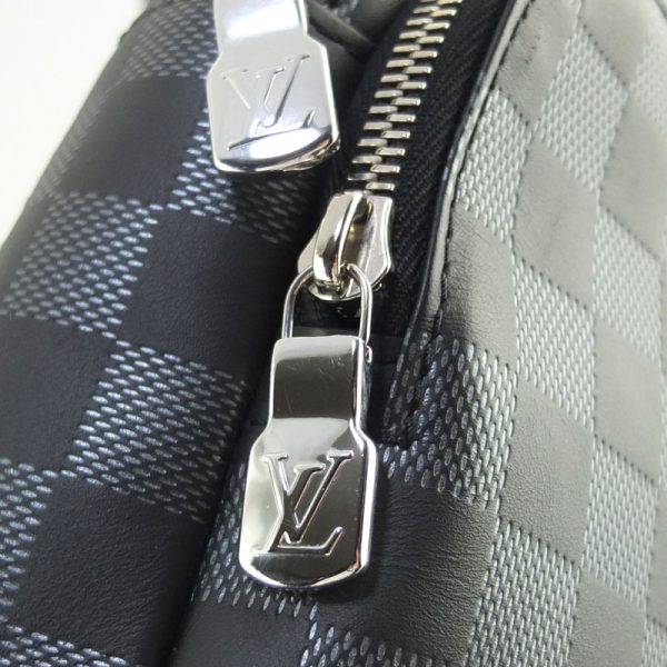 10004658 6 Louis Vuitton Avenue Sling Bag Damier Infini