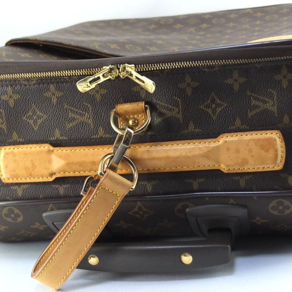 10004663 4 Louis Vuitton Pegas Monogram